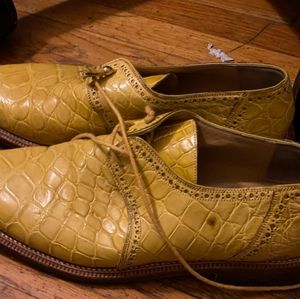 Hipster well kept Stylish shoes